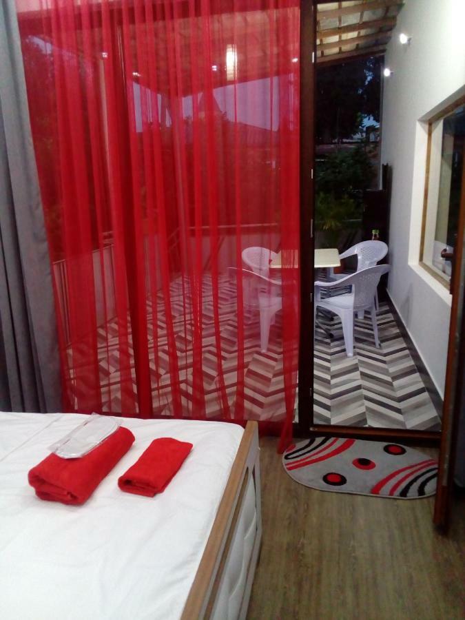 Hotel A Rioni à Koutaïssi Extérieur photo